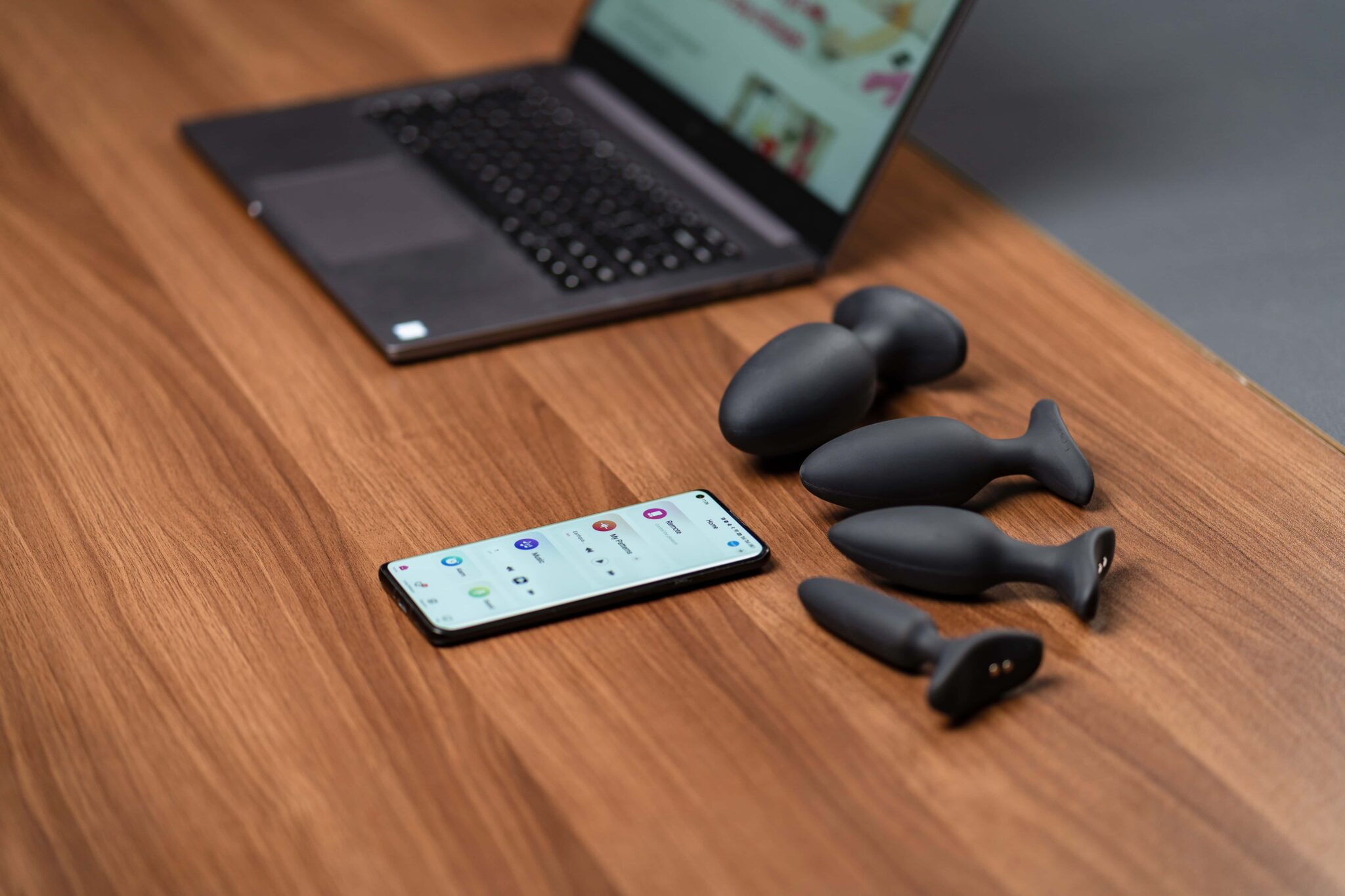 Lovense Ridge vs Lovense Hush 2 [REVIEW] - Distance Up: Intimacy Insights